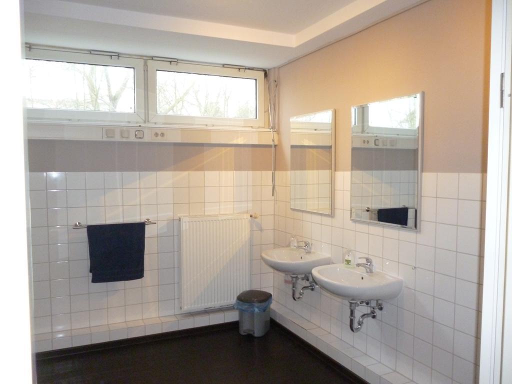 Bergedorf Haus 9 Hotel Hamburg Bagian luar foto